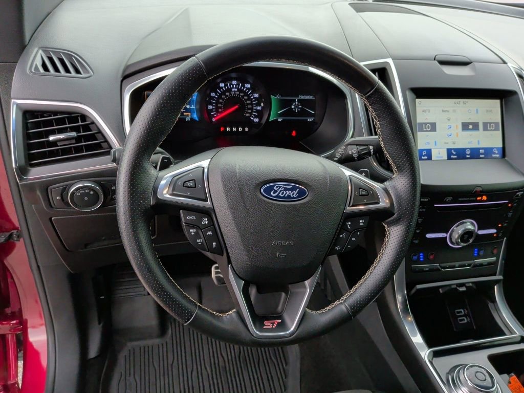 Used 2019 Ford Edge ST w/ Equipment Group 401A AWD/4WD image 16