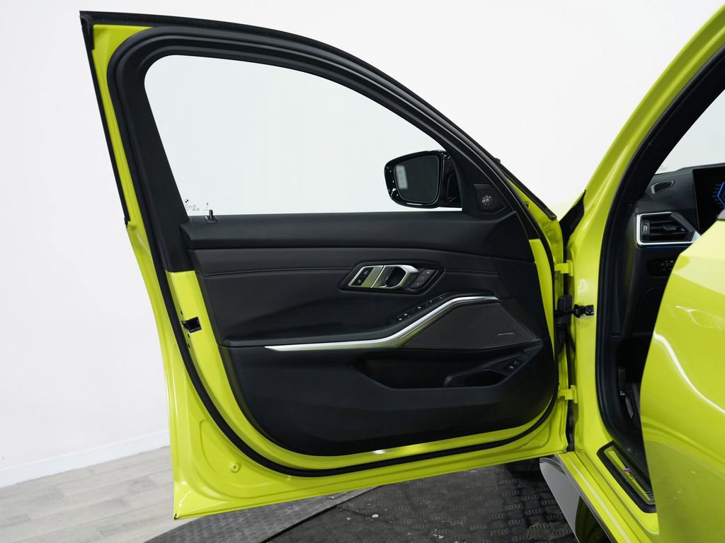 Used 2023 BMW M3 Competition image 10