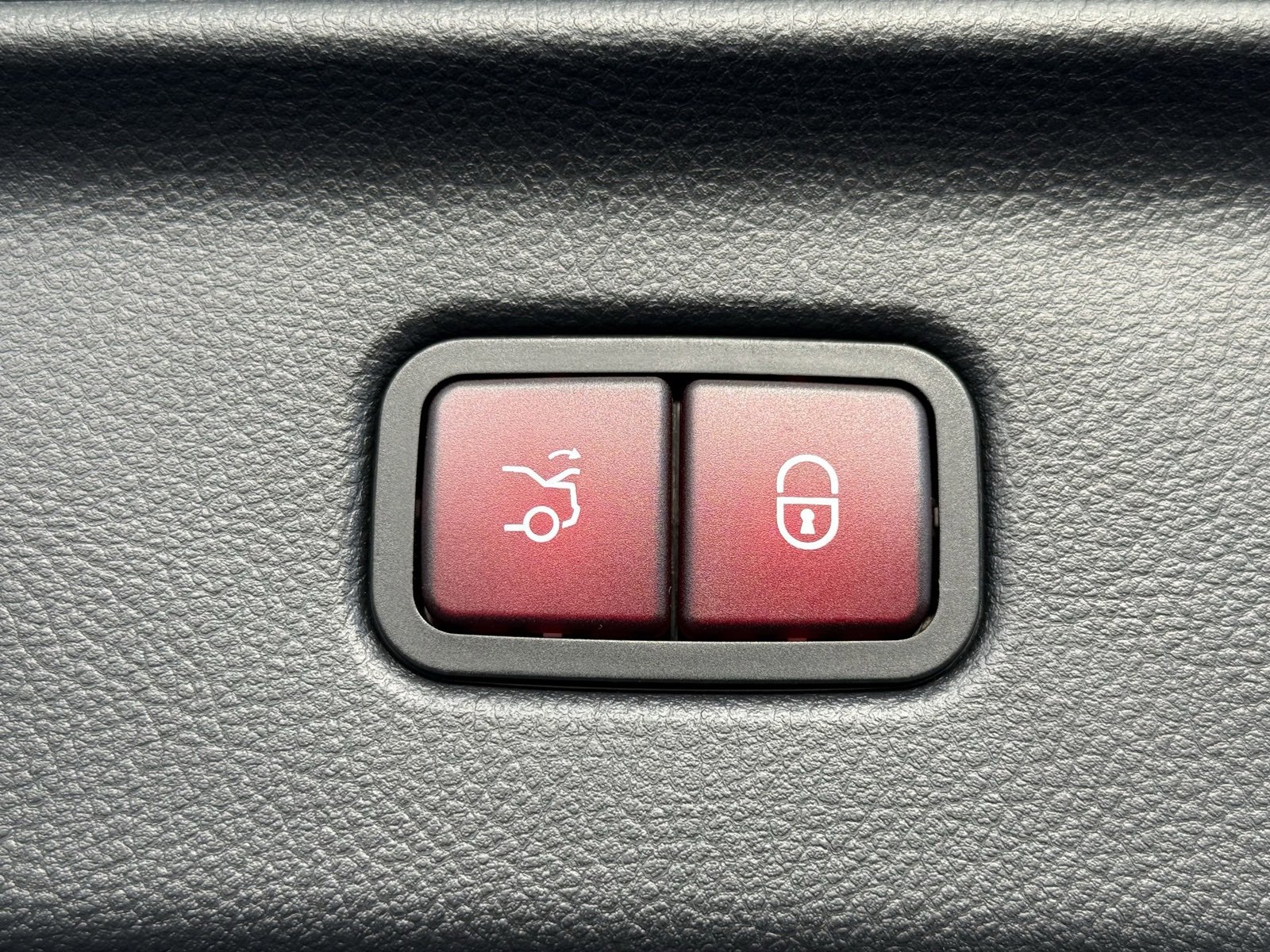 New 2026 Mercedes-Benz S 580 4MATIC Sedan image 13