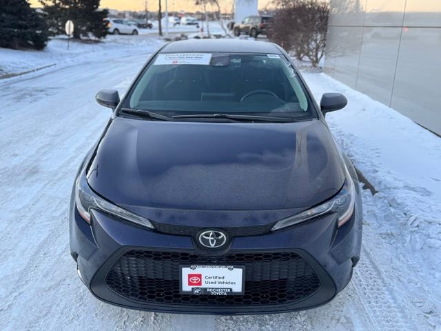 Used 2021 Toyota Corolla LE w/ Carpet Mat Package (TMS) image 32
