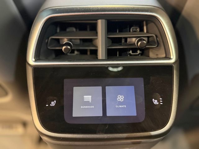 Used 2025 Lucid Air Touring AWD/4WD image 24
