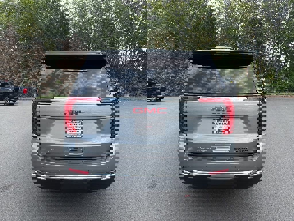 New 2026 GMC Yukon XL Elevation w/ LPO, Floor Liner Package image 6