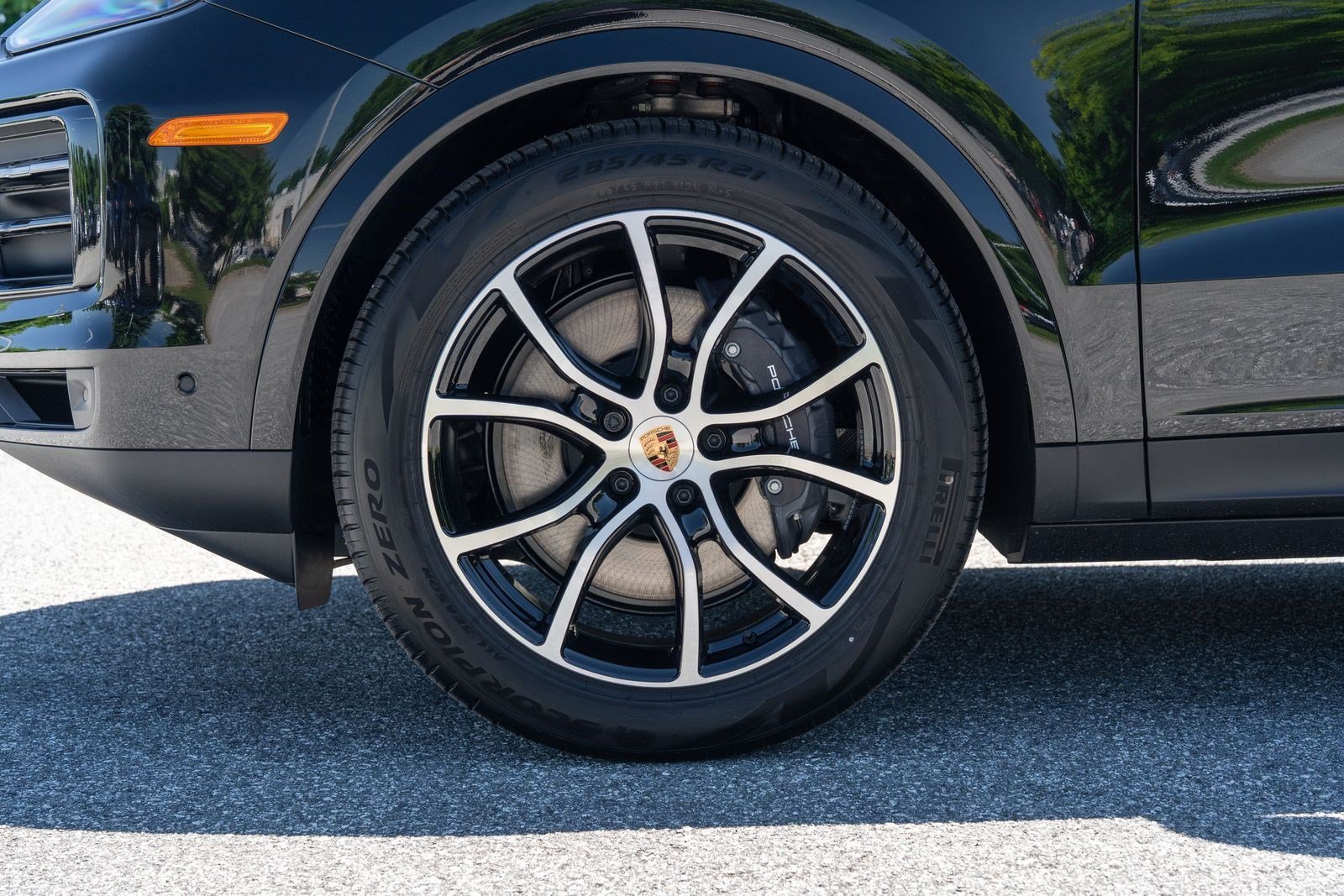 New 2026 Porsche Cayenne GTS AWD/4WD image 12