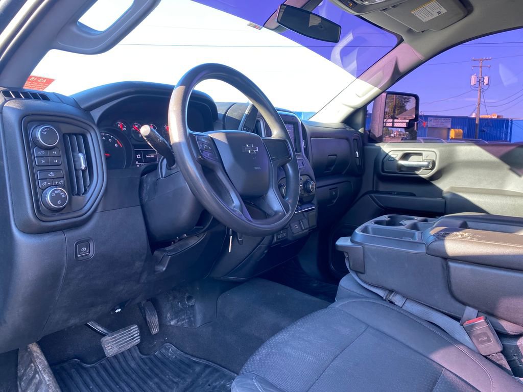 Used 2019 Chevrolet Silverado 1500 Custom Trail Boss w/ Custom Convenience Package AWD/4WD image 9