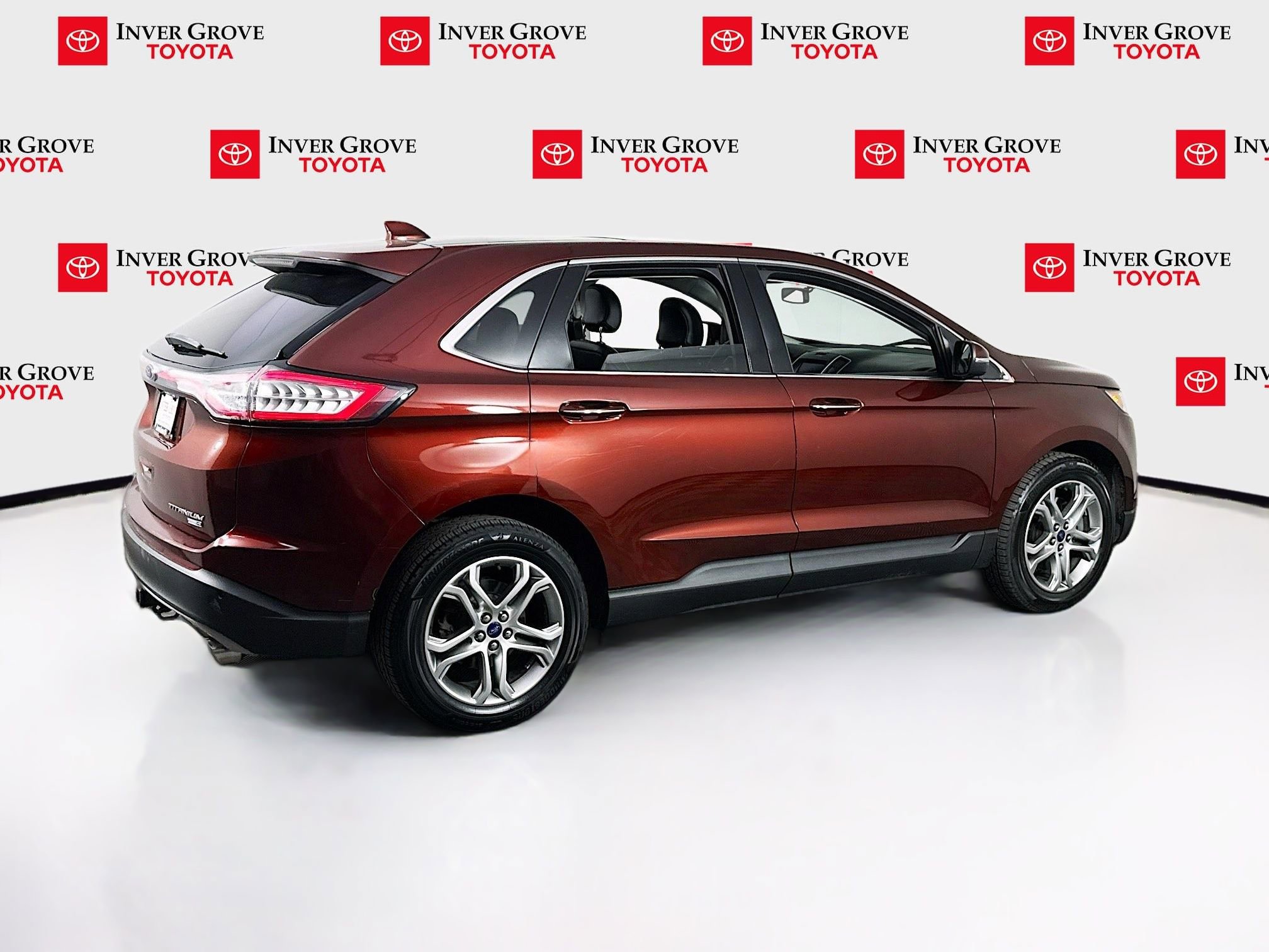Used 2016 Ford Edge Titanium w/ Equipment Group 301A AWD/4WD image 5