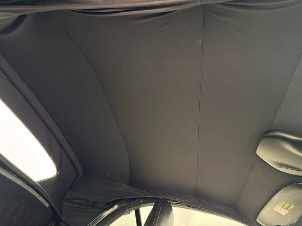 Used 2002 Porsche 911 Cabriolet image 32