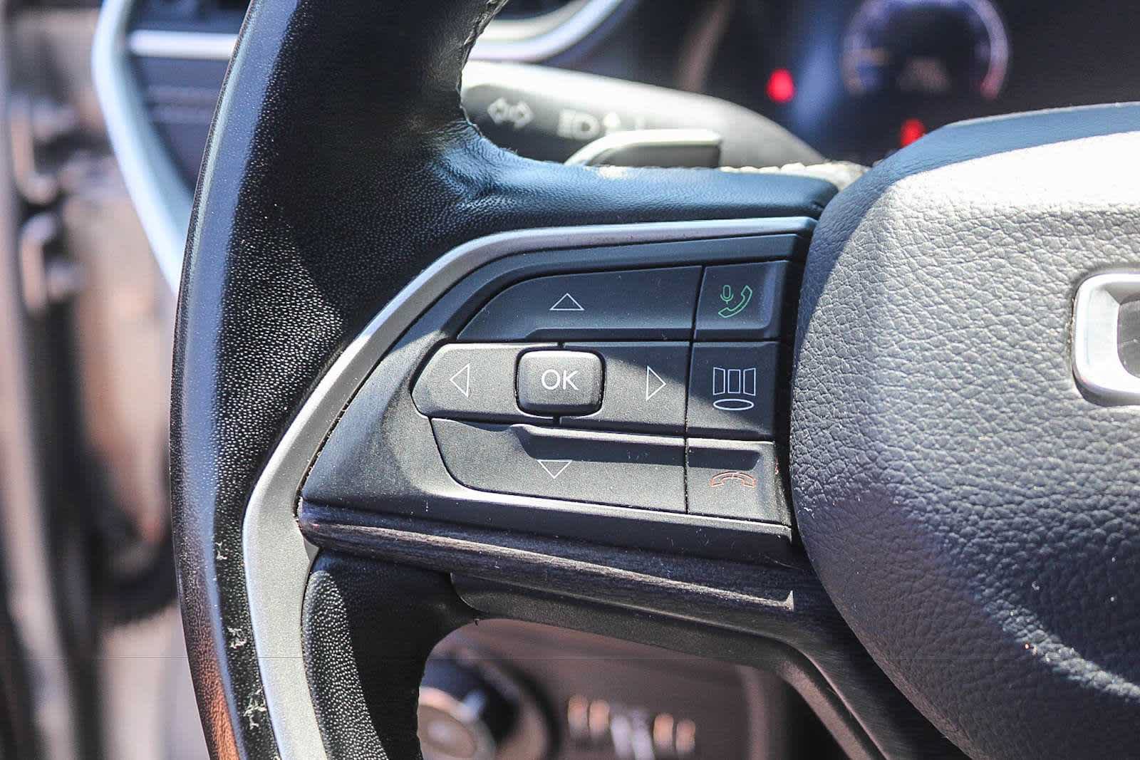 Used 2022 Jeep Grand Cherokee L Limited RWD image 22
