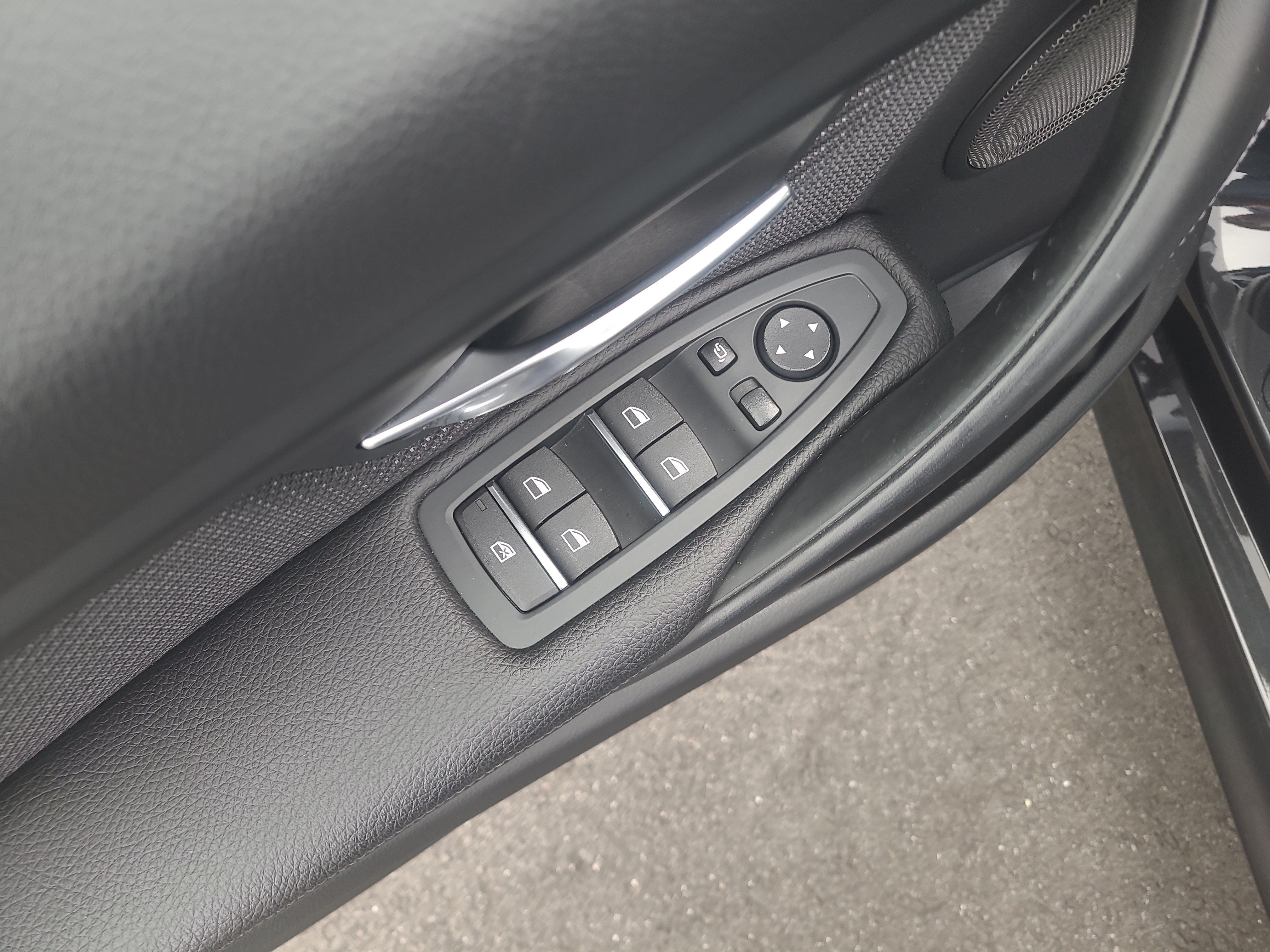 Used 2018 BMW M3 CS RWD image 13