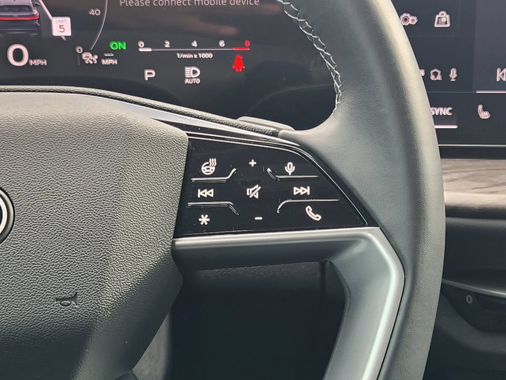 Certified 2025 Audi Q5 Premium Plus w/ Premium Plus AWD/4WD image 33