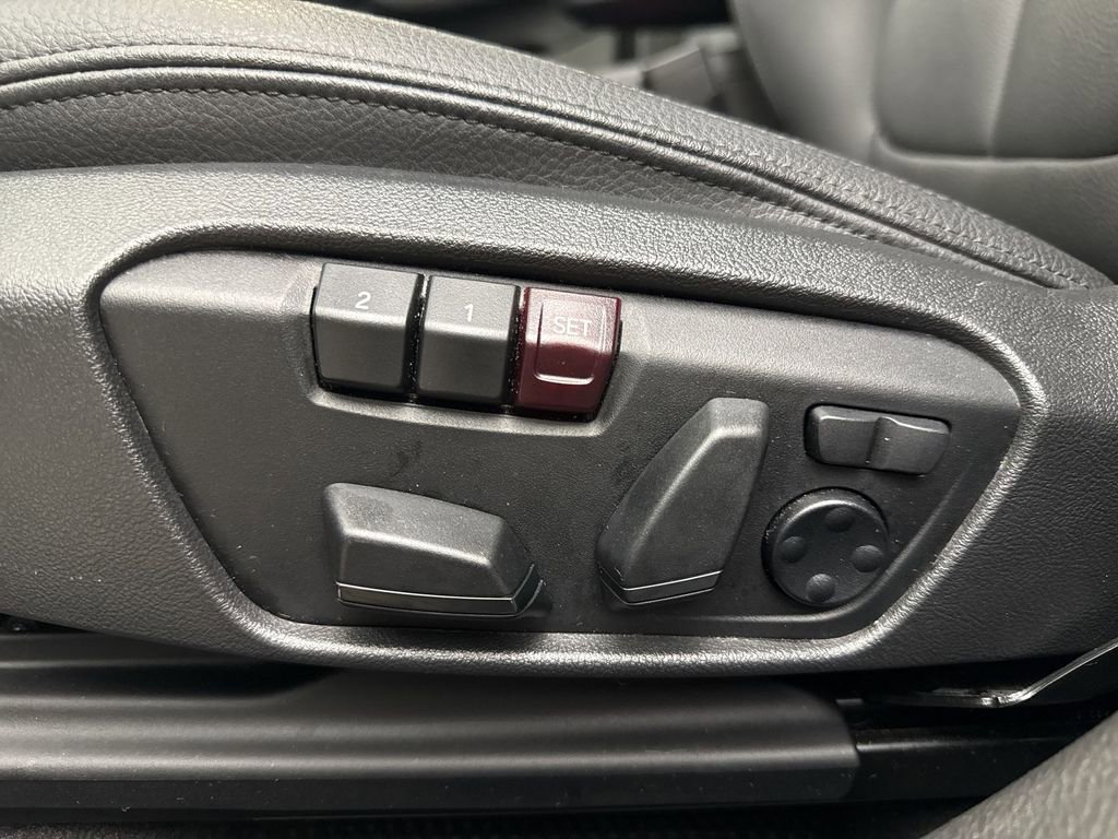 Used 2021 BMW X2 xDrive28i w/ Convenience Package AWD/4WD image 13