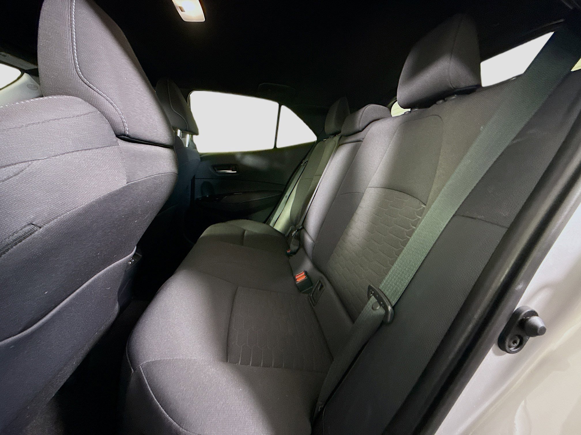 Used 2025 Toyota Corolla SE FWD image 25
