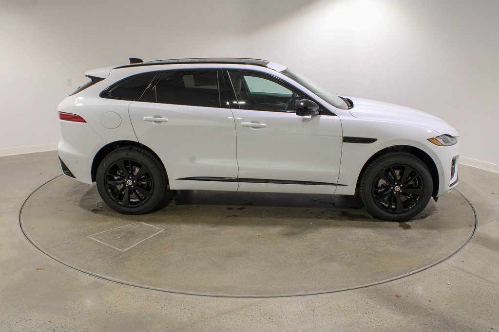 New 2026 Jaguar F-PACE R-Dynamic S image 6