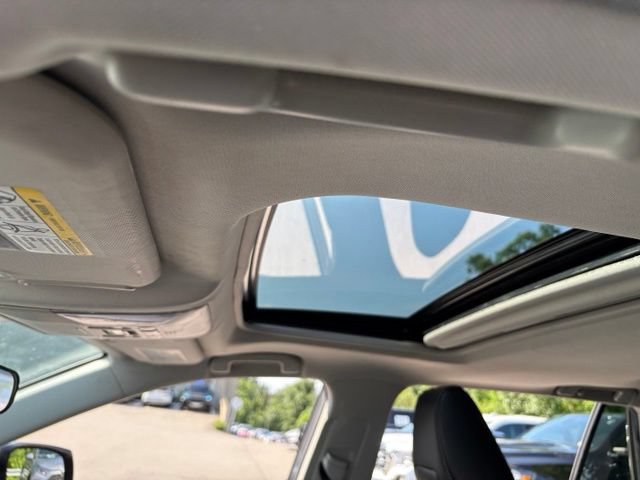 Used 2019 Toyota RAV4 XLE Premium w/ Cold Weather Package AWD/4WD image 11