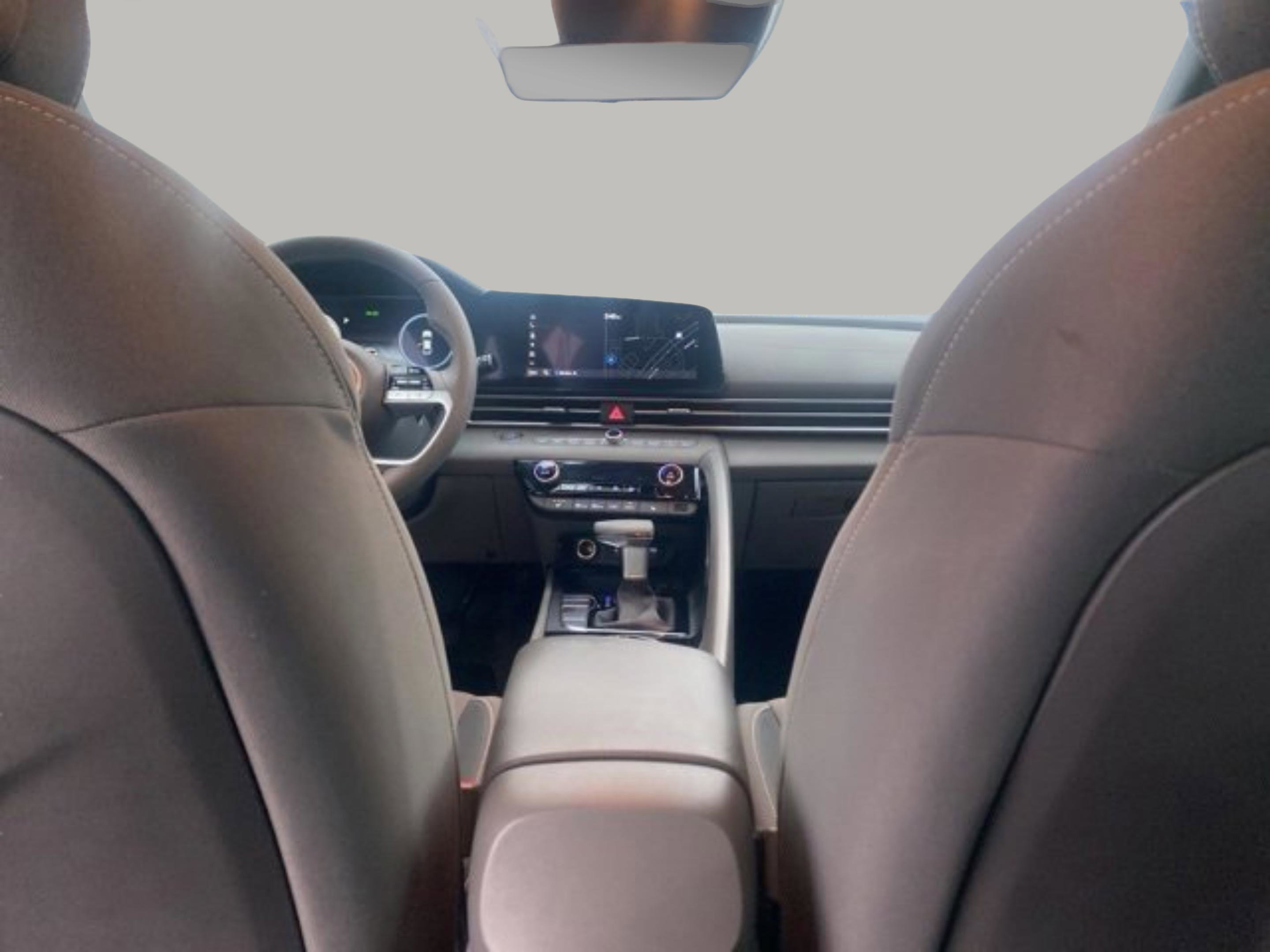 Used 2023 Hyundai Elantra SEL w/ Convenience Package image 35