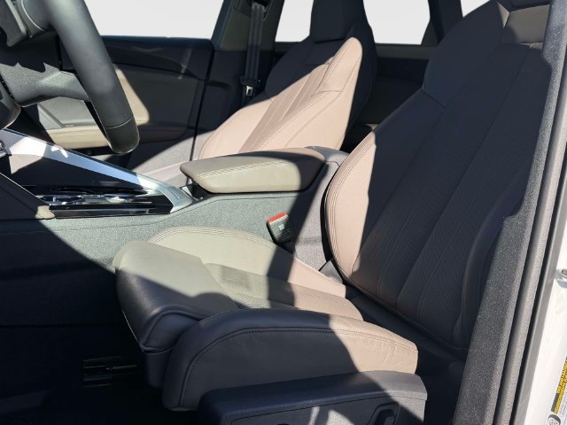 Certified 2025 Audi Q5 Premium Plus AWD/4WD image 21