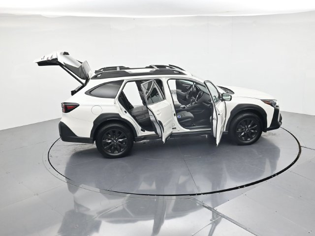 Used 2025 Subaru Outback Onyx Edition XT AWD/4WD image 45