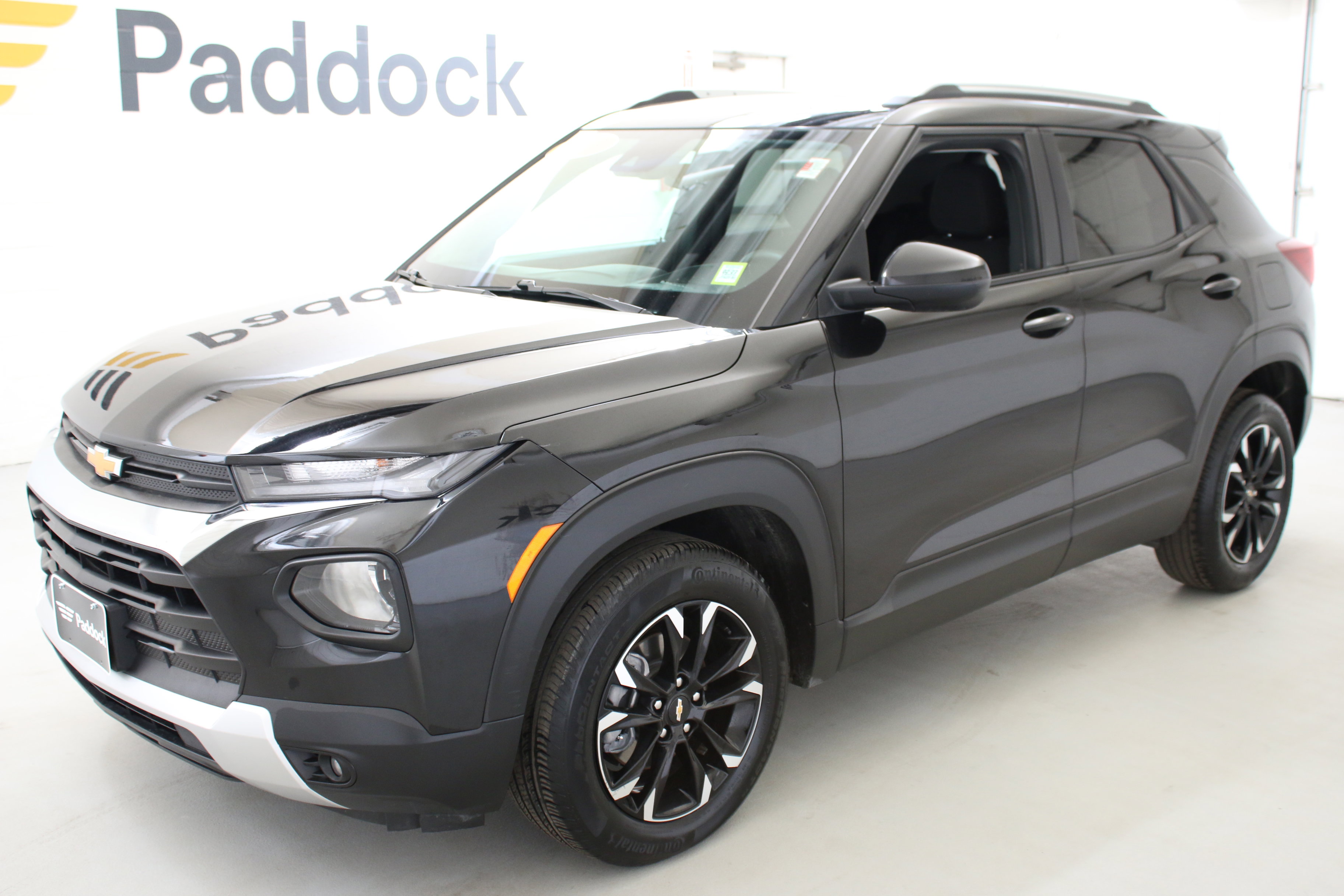 Used 2023 Chevrolet TrailBlazer LT w/ Convenience Package image 3