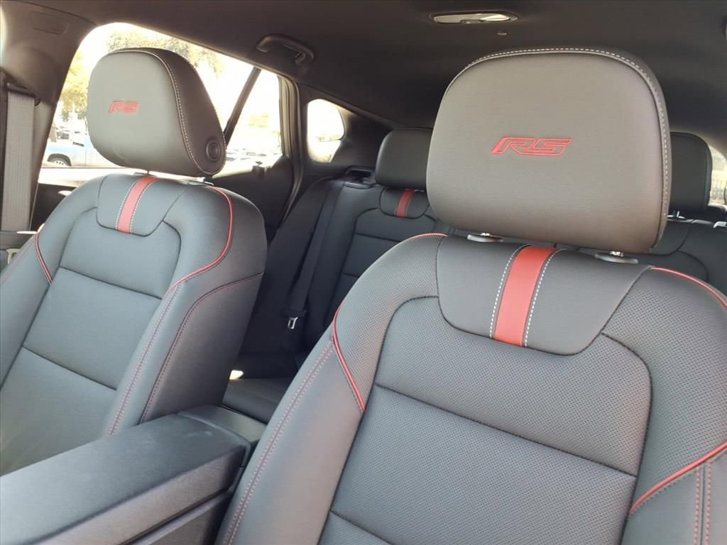 New 2026 Chevrolet Trax RS w/ Driver Confidence Package image 13