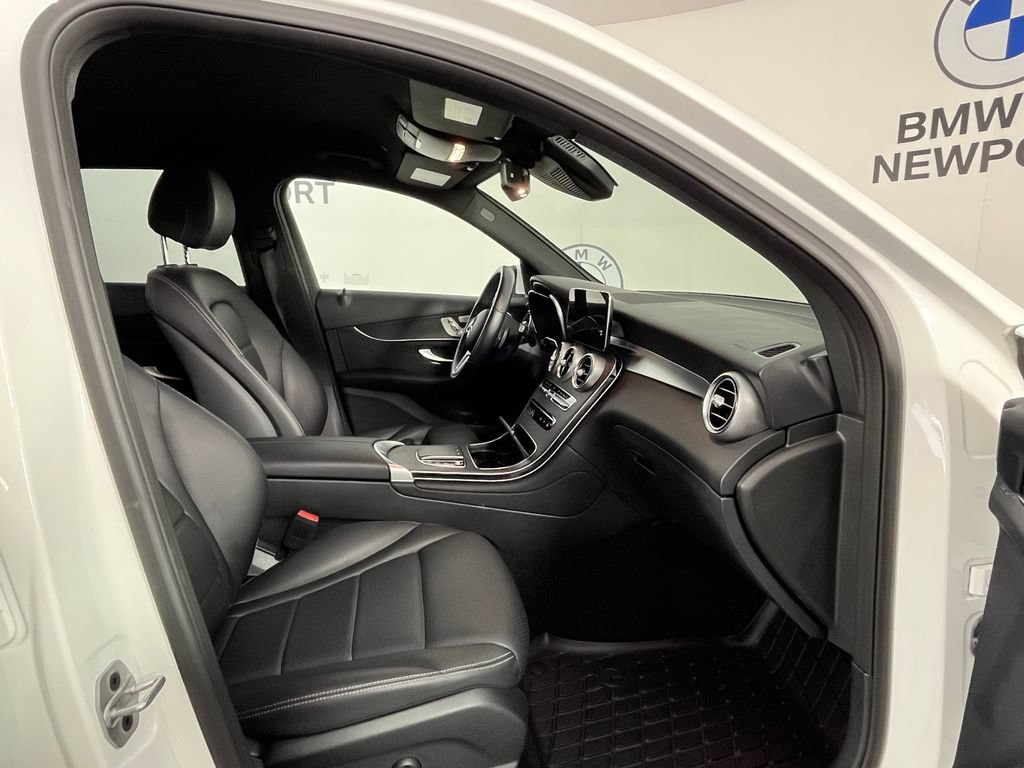 Used 2022 Mercedes-Benz GLC 300 4MATIC image 21