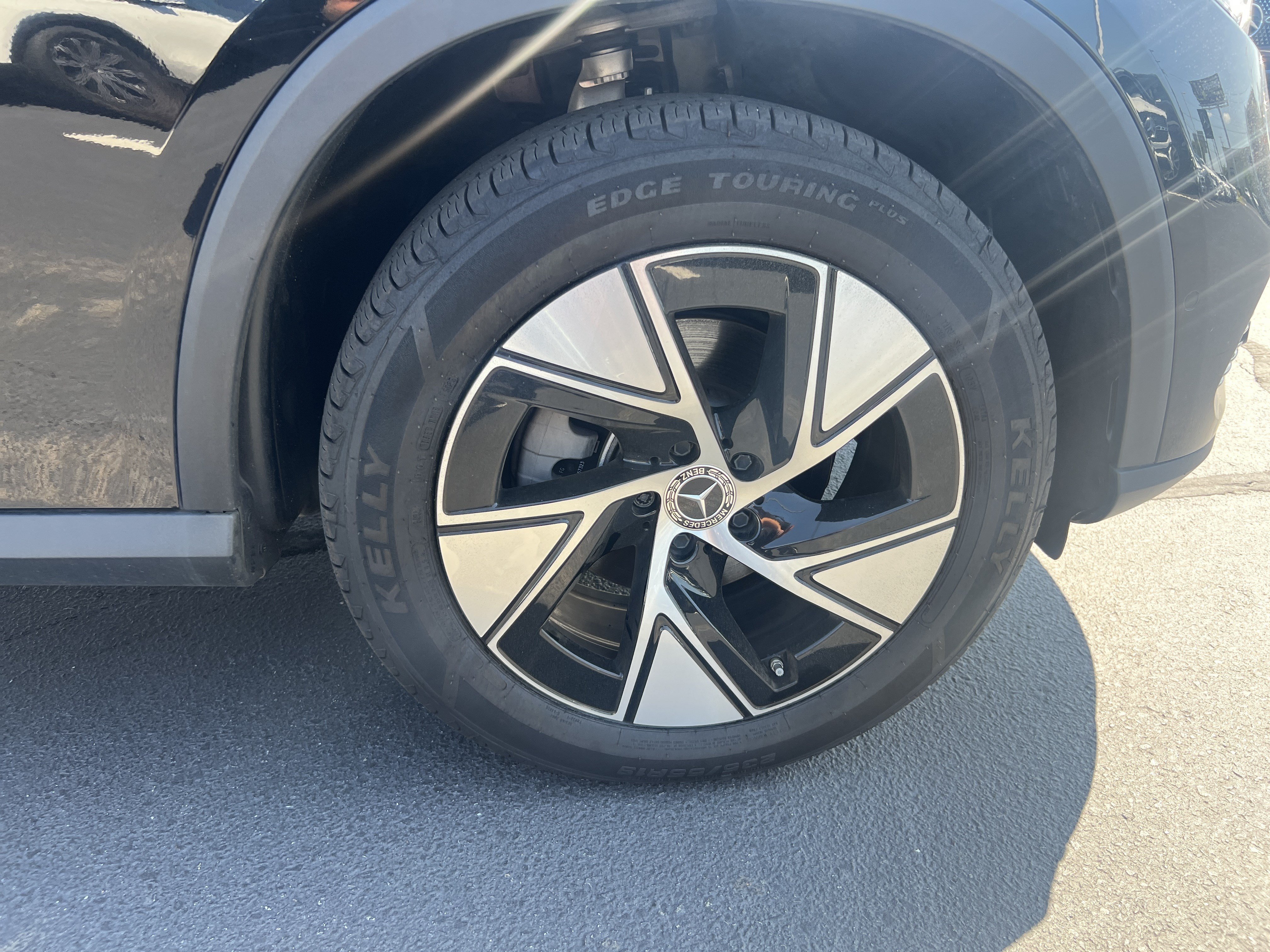 Used 2024 Mercedes-Benz GLC 300 4MATIC image 13