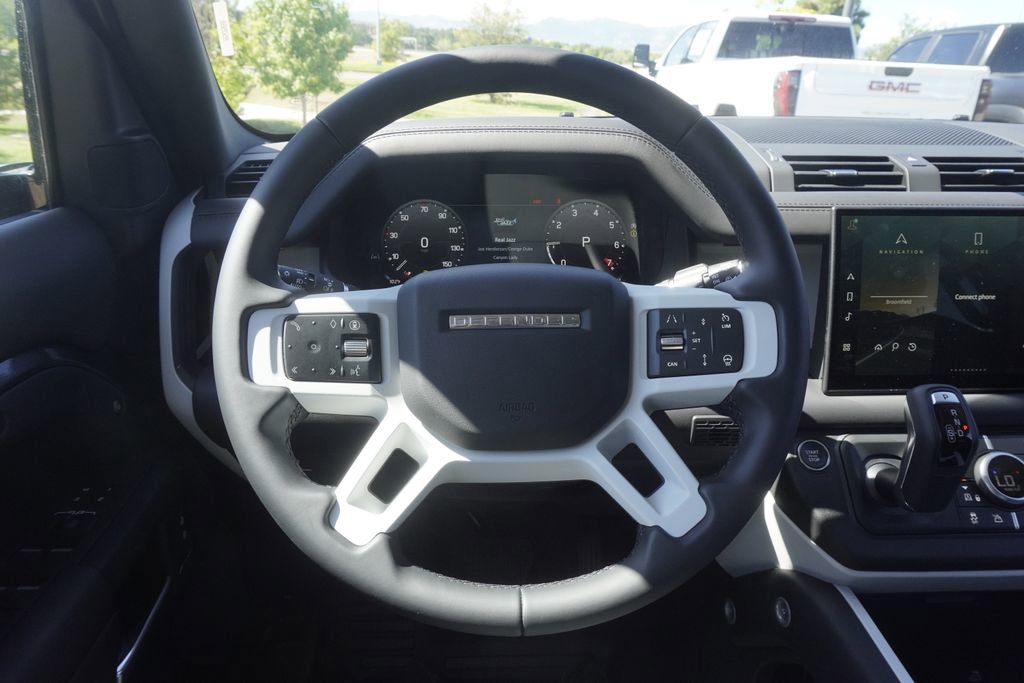 New 2025 Land Rover Defender 130 S image 10