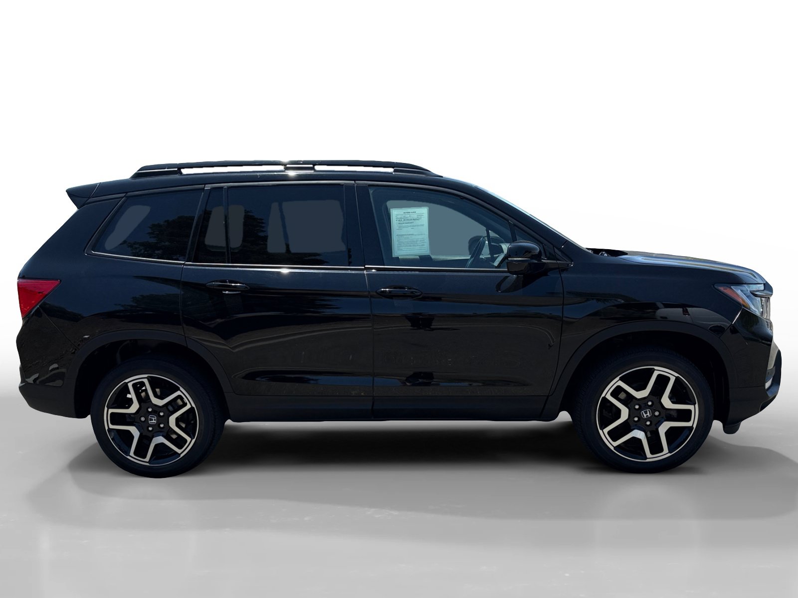 Used 2023 Honda Passport Elite image 6