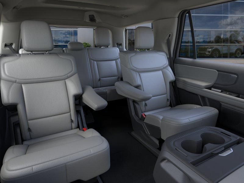 New 2026 Ford Expedition Active RWD image 11
