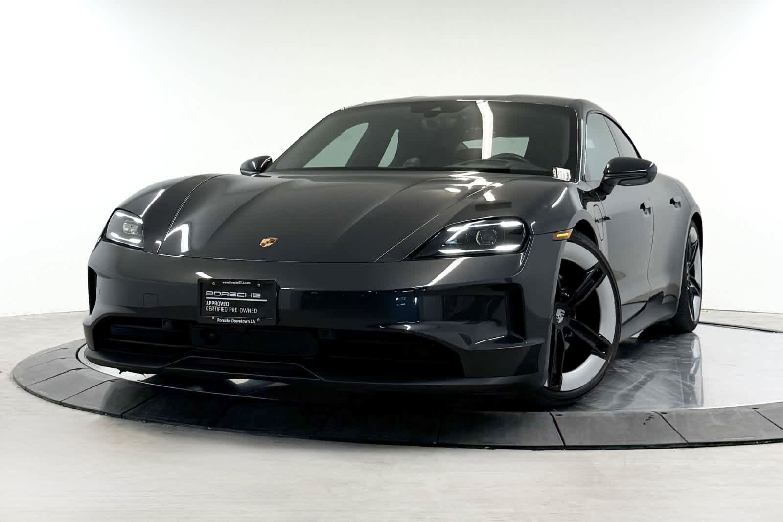 Certified 2025 Porsche Taycan 4S AWD/4WD image 1