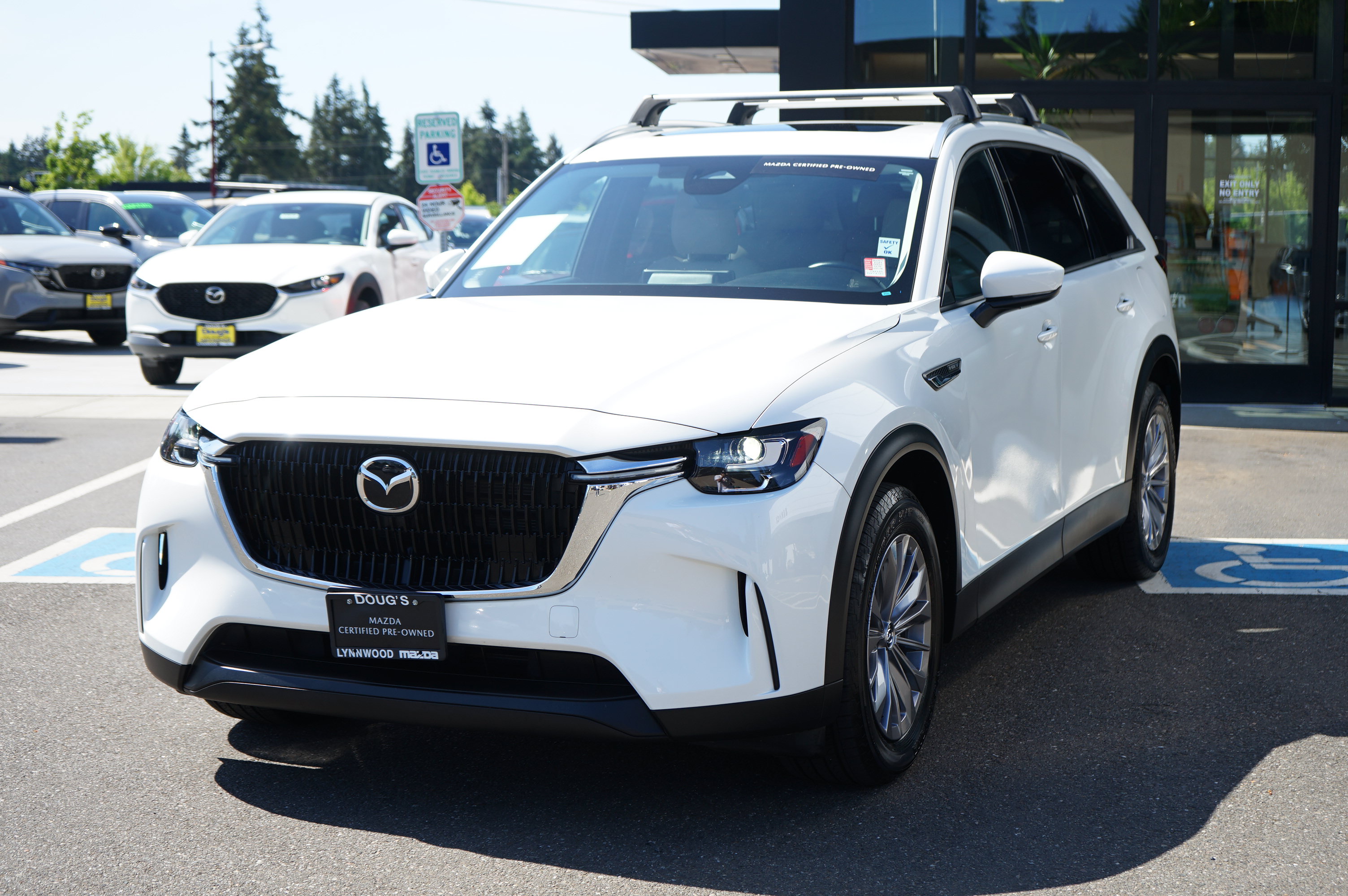 Certified 2024 MAZDA CX-90 Plug-In Hybrid w/ Preferred AWD/4WD image 7