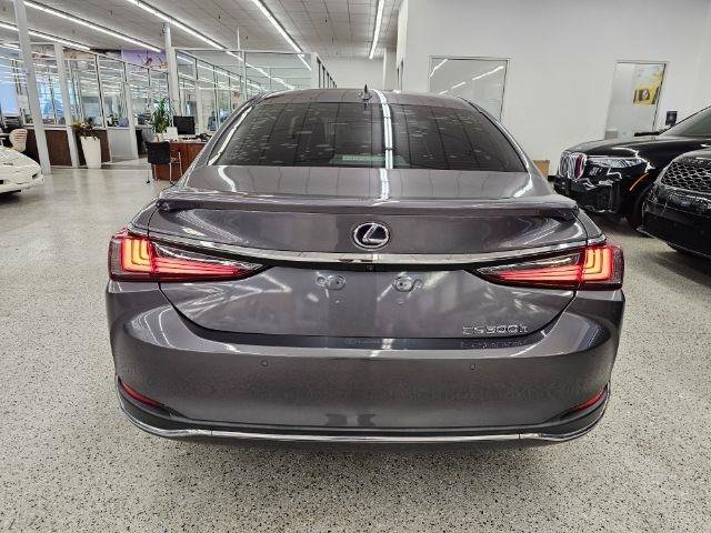 Used 2021 Lexus ES 300h w/ Premium Package FWD image 5