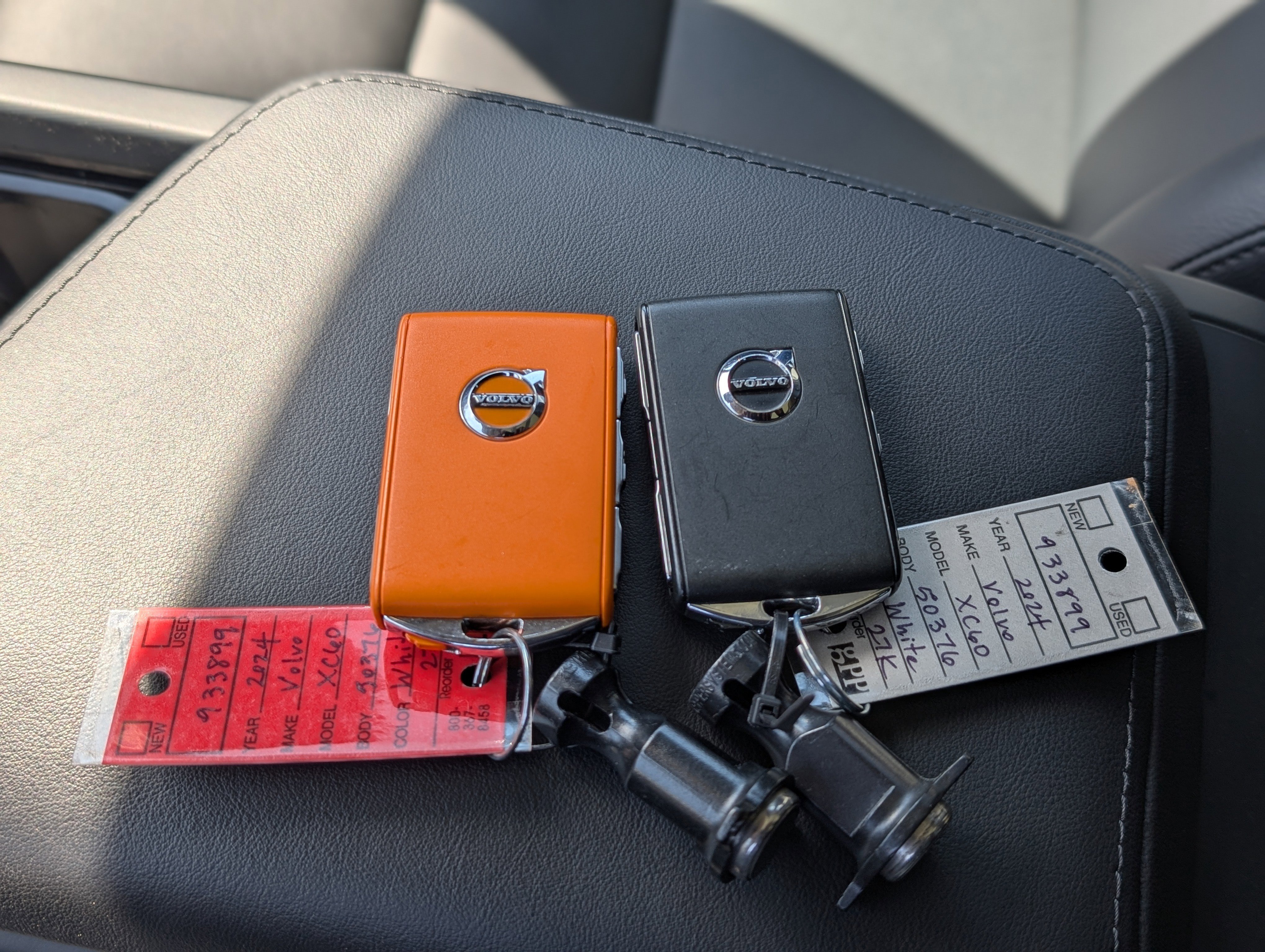 Used 2024 Volvo XC60 B5 Core image 39