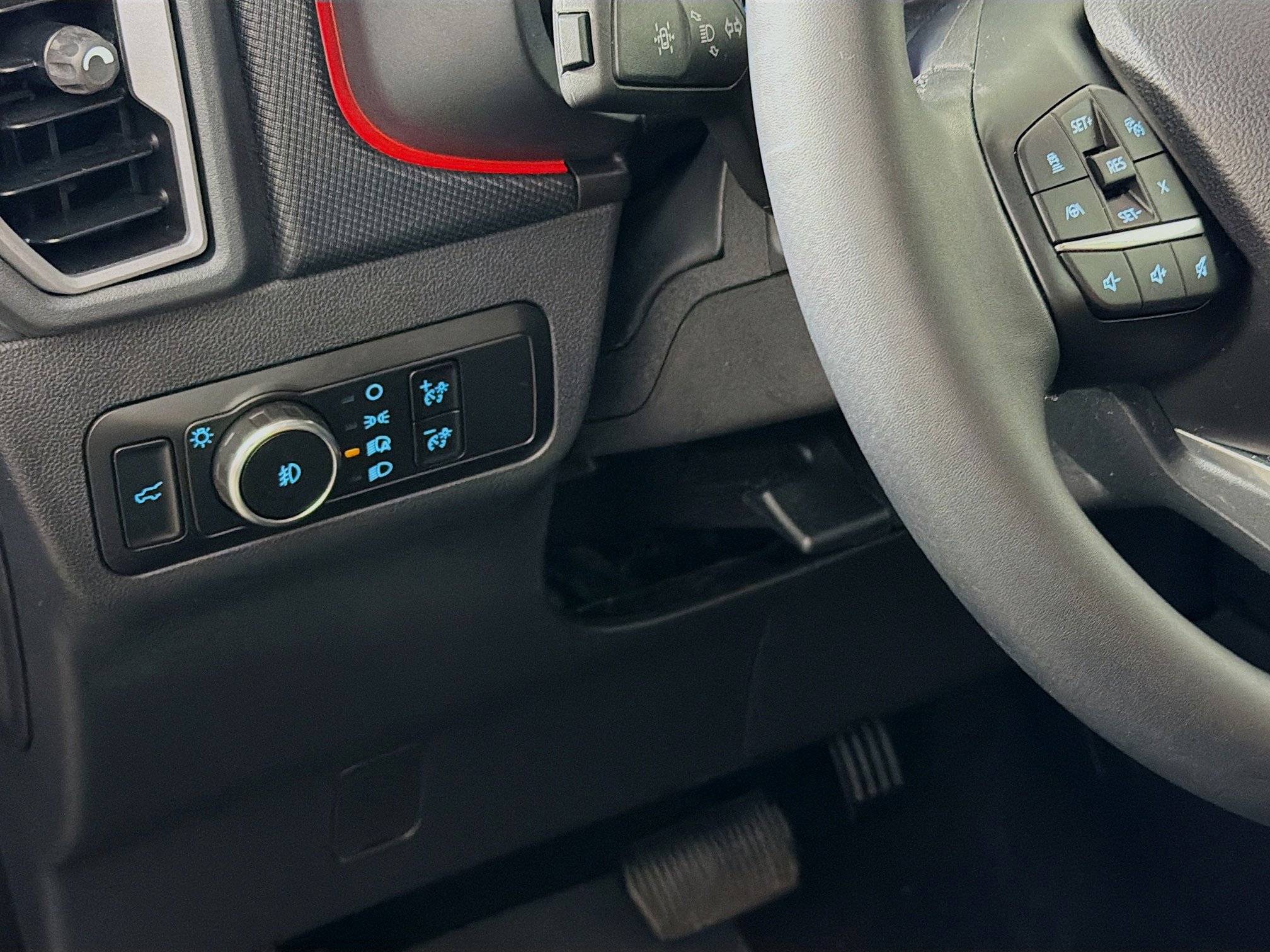 Used 2024 Ford Bronco Sport Free Wheeling w/ Convenience Package image 11