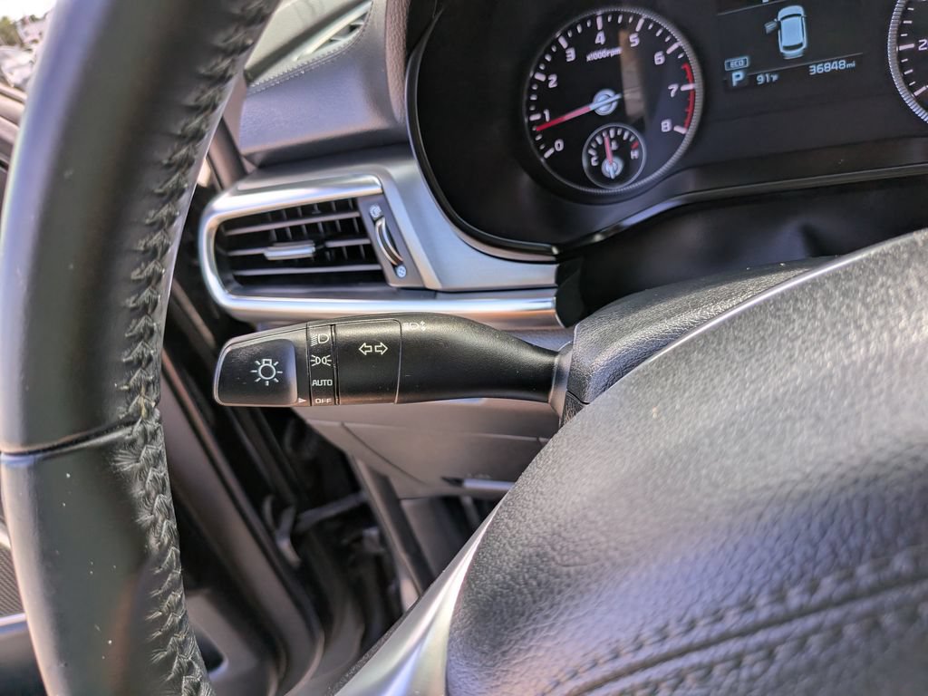Certified 2022 Kia Telluride S FWD image 32