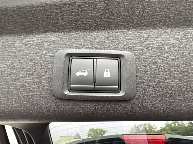 New 2026 Mitsubishi Outlander SEL FWD image 14