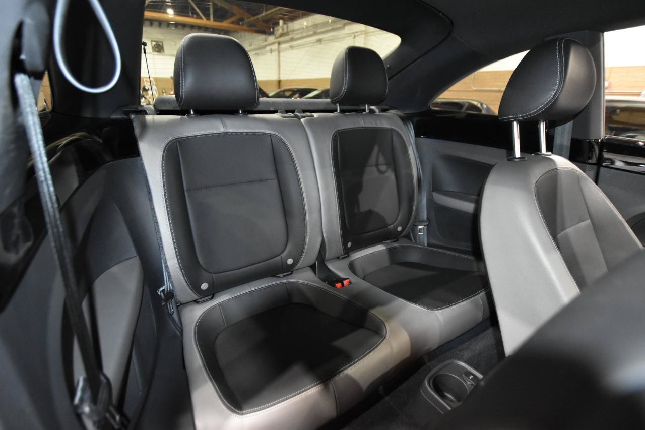 Used 2012 Volkswagen Beetle 2.5 FWD image 25