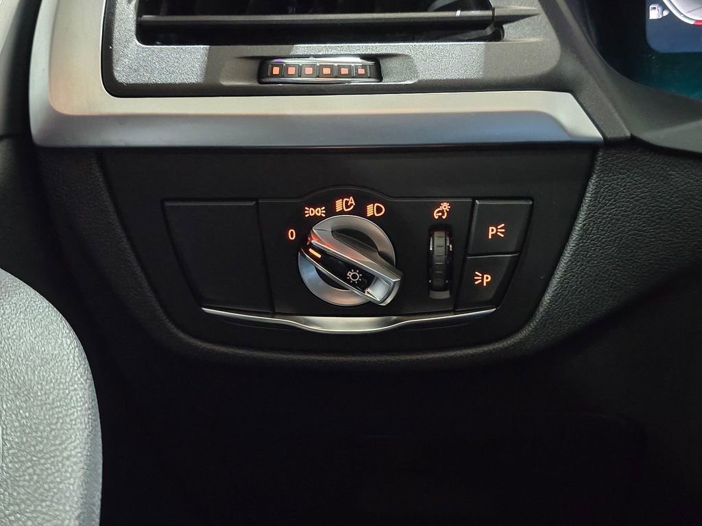 Used 2022 BMW X3 xDrive30i w/ Premium Package 2 image 20