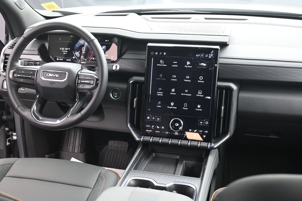 Used 2026 GMC Acadia AT4 w/ Luxury Package AWD/4WD image 14