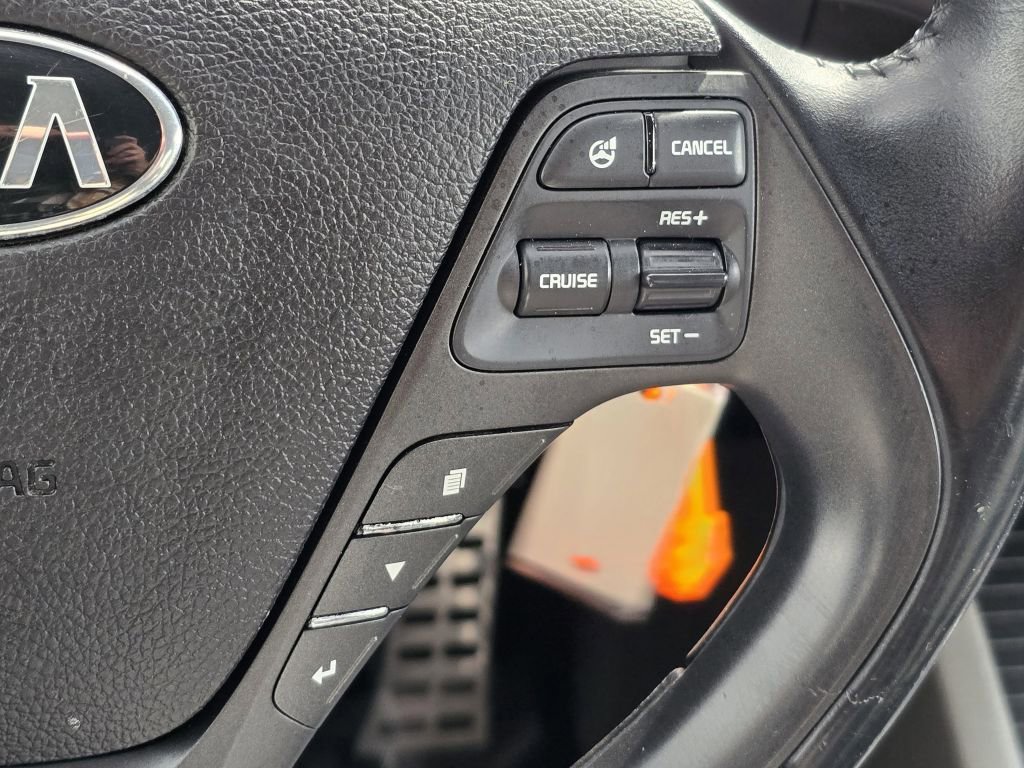 Used 2015 Kia Forte Koup EX image 11