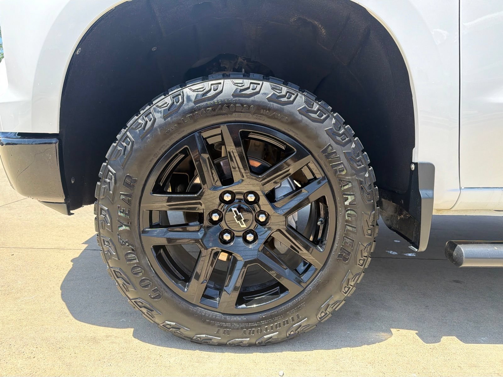 Used 2022 Chevrolet Silverado 1500 Custom Trail Boss AWD/4WD image 12