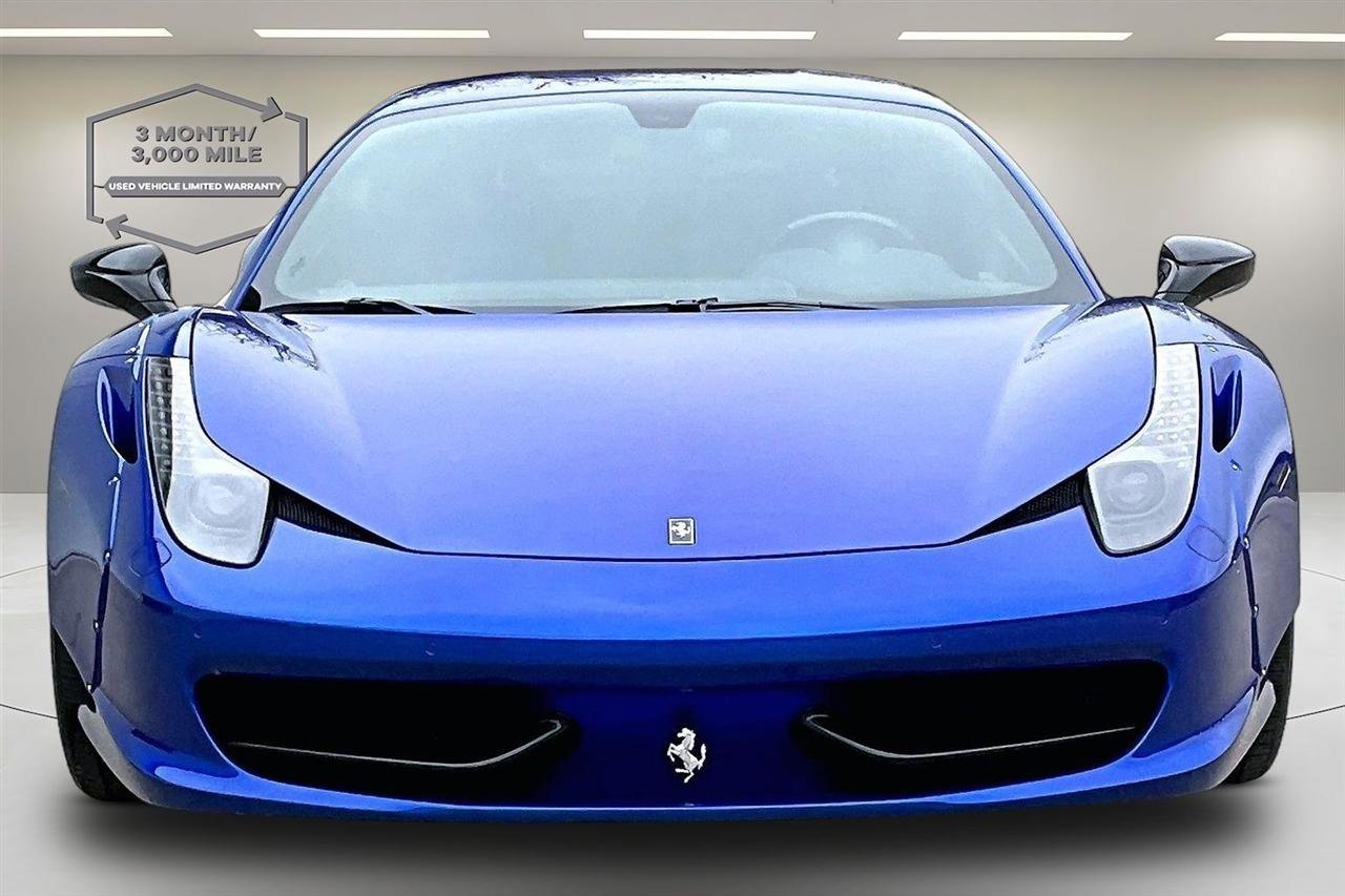 Used 2015 Ferrari 458 Italia Coupe RWD image 2