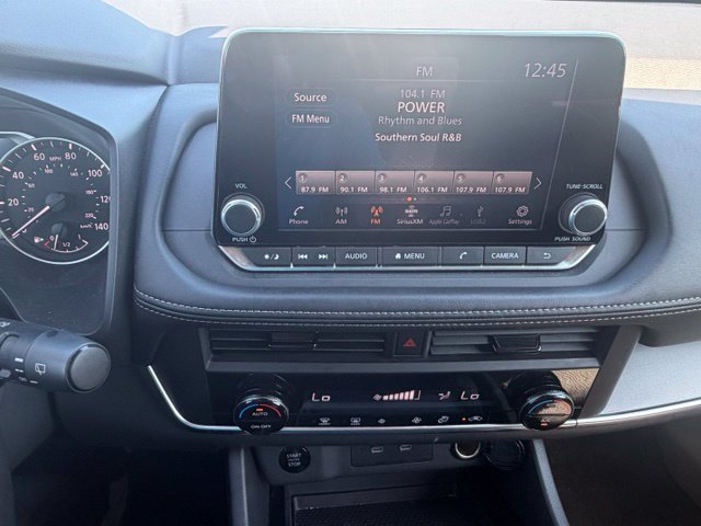 Used 2026 Nissan Rogue SV AWD/4WD image 16