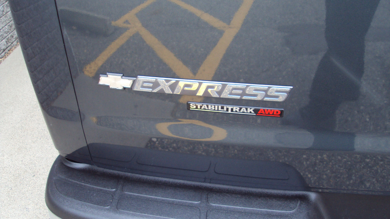 Used 2014 Chevrolet Express 1500 LT w/ LT Preferred Equipment Group image 37