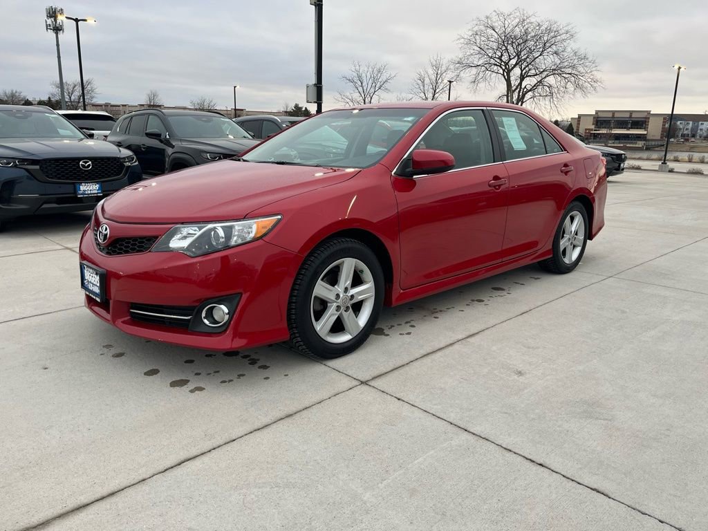 Used 2012 Toyota Camry SE image 5