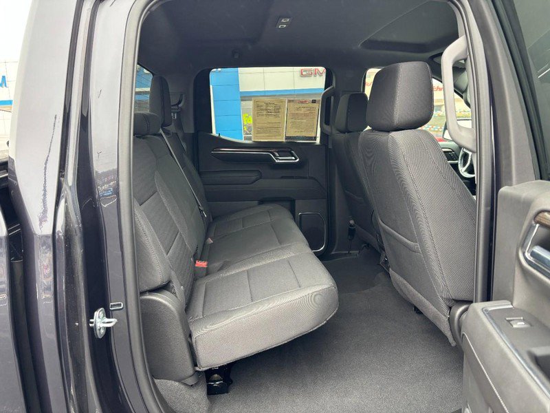 Used 2023 Chevrolet Silverado 1500 LT image 10