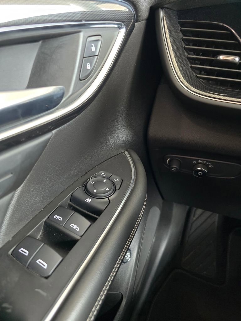 Used 2021 Buick Envision Essence w/ Sport Touring Package image 23