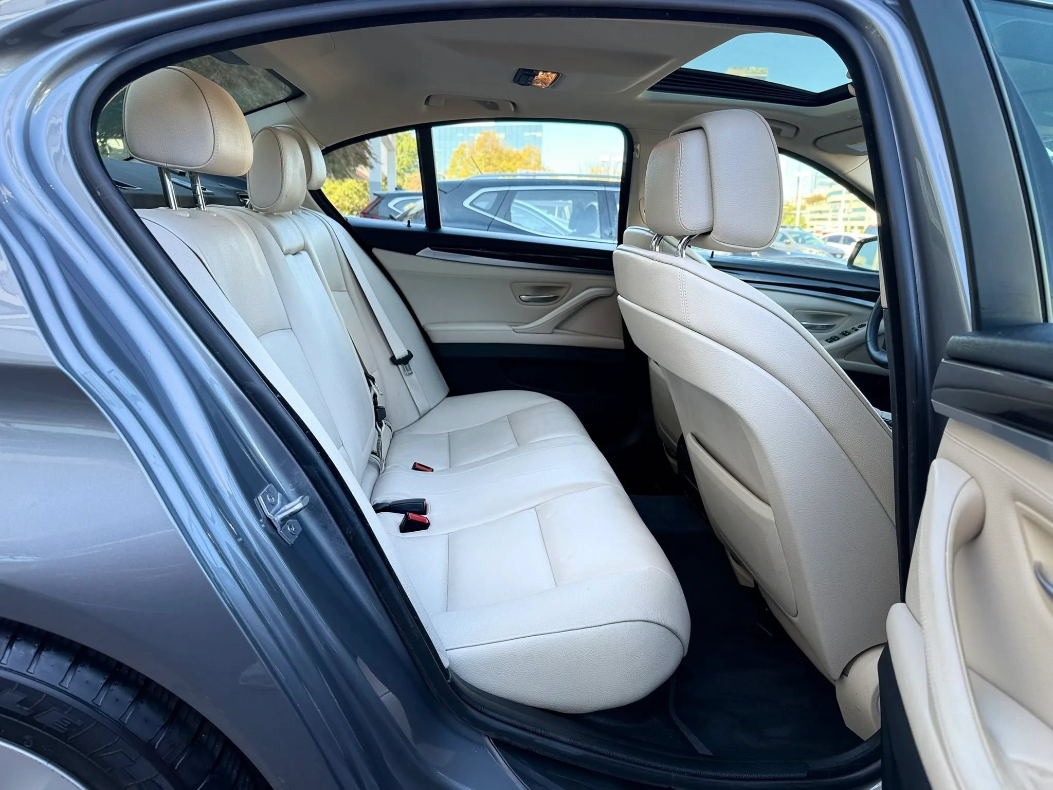 Used 2013 BMW 528i Sedan RWD image 33