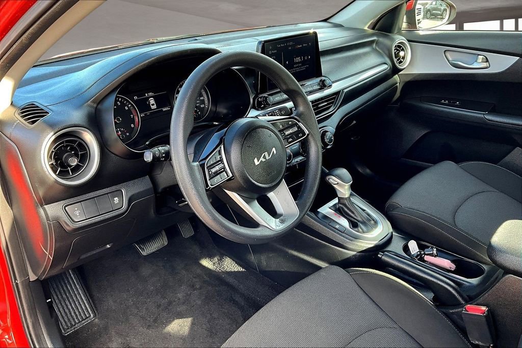 Used 2024 Kia Forte LXS image 10