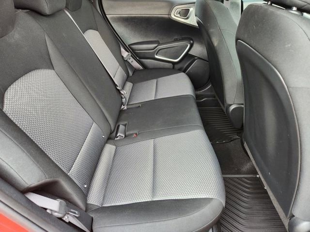Used 2023 Kia Soul LX image 29