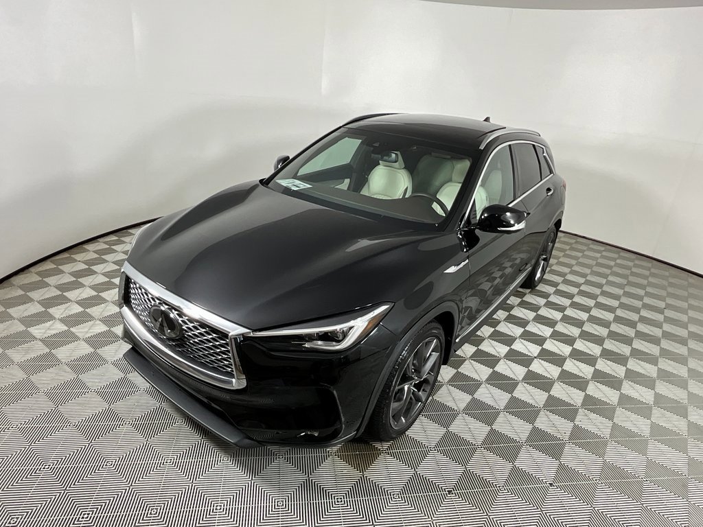 Used 2019 INFINITI QX50 Essential w/ Sensory Package image 9