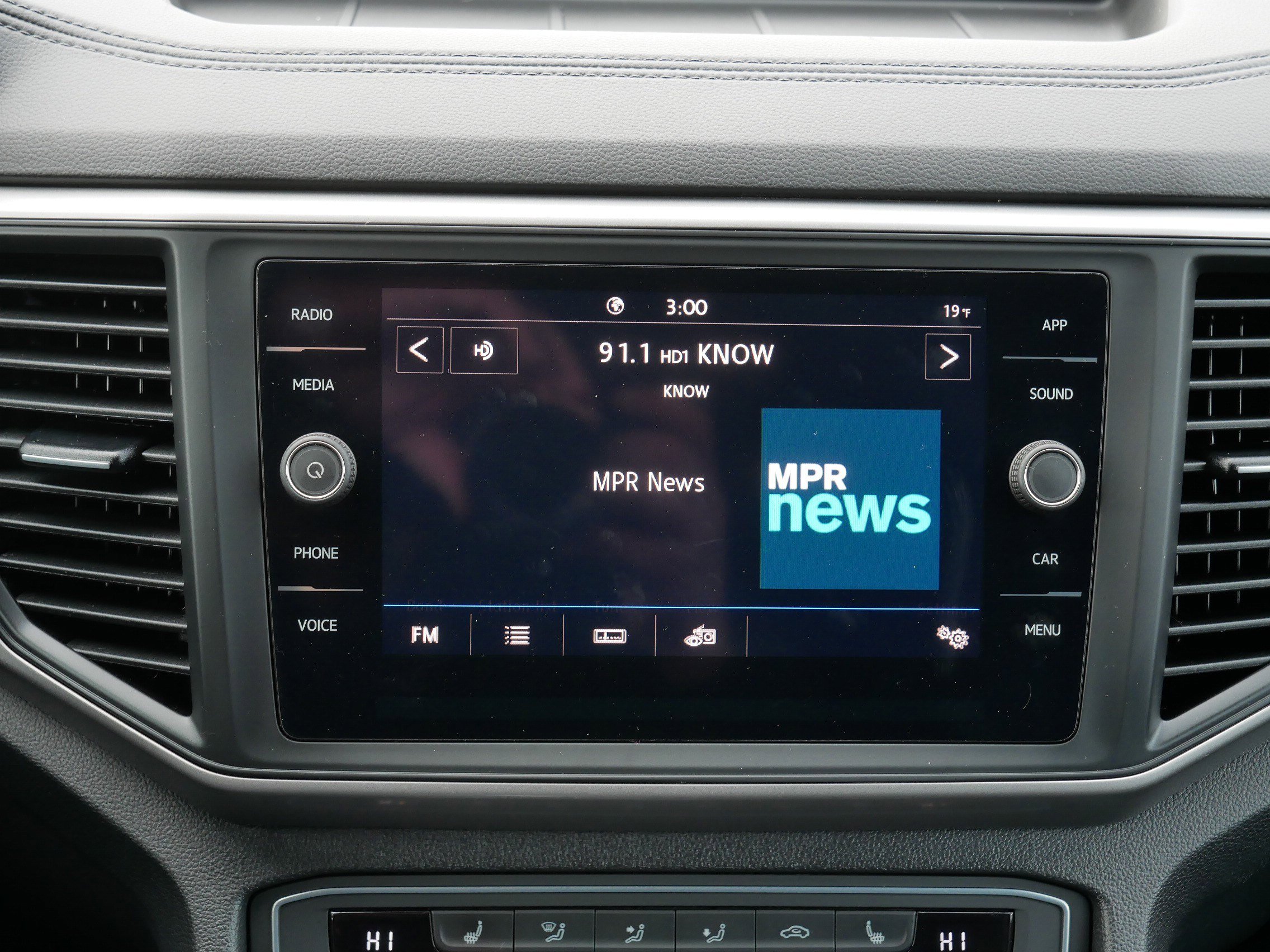 Used 2021 Volkswagen Atlas SE image 22